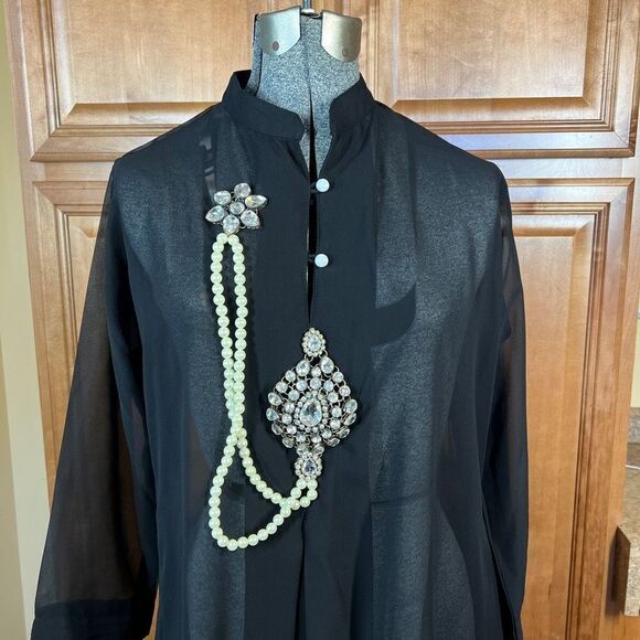 Sheer Unlined Dress with Rhinestone Brooches and Pearls Black Size 46 - Picture 5 of 12